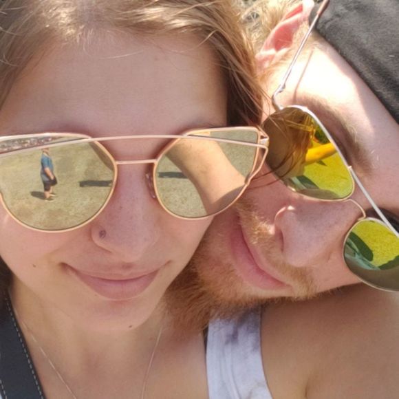 Meet your Posher, Bret - Picture 1 of 1